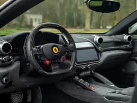 Ferrari GTC4Lusso (2018) thumbnail 7