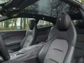 Ferrari GTC4Lusso (2018) thumbnail 9