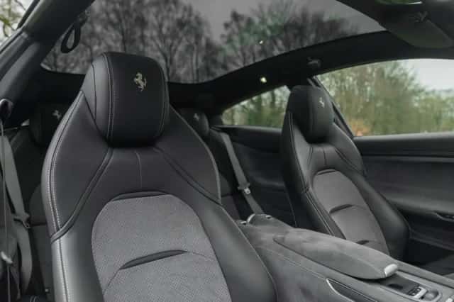 Ferrari GTC4Lusso (2018) thumbnail 10