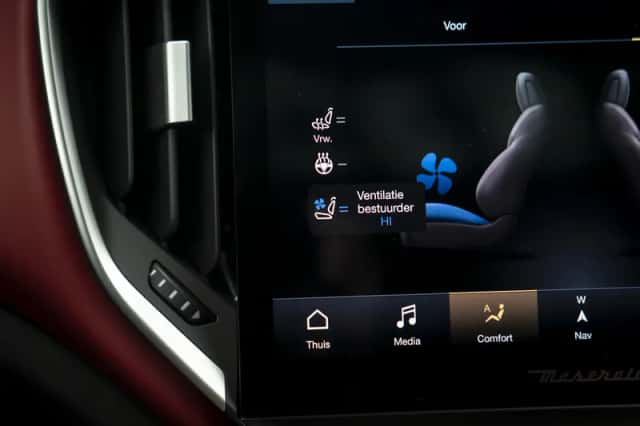 Maserati Ghibli (2024) thumbnail 44