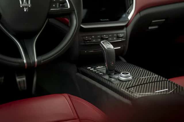 Maserati Ghibli (2024) thumbnail 45