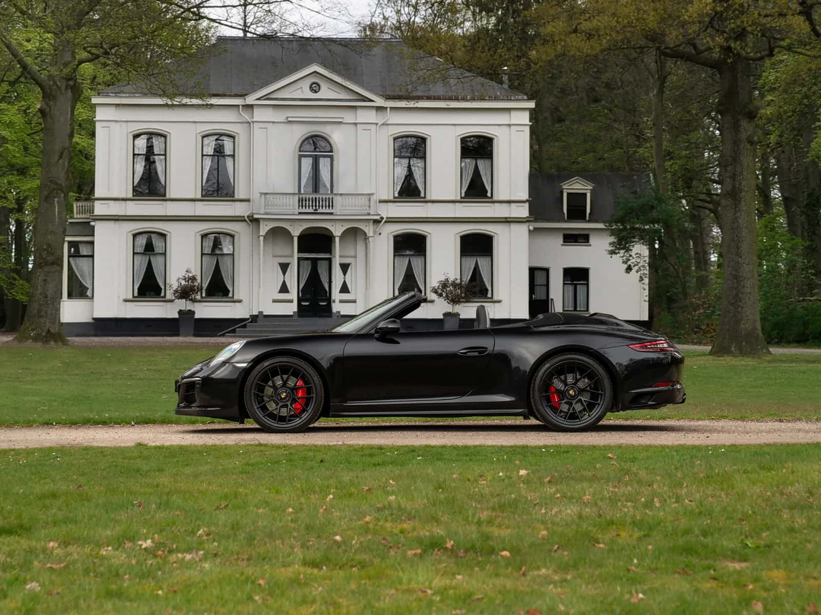 Porsche 911 (2019) — foto 1