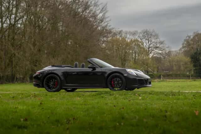 Porsche 911 (2019) thumbnail 17