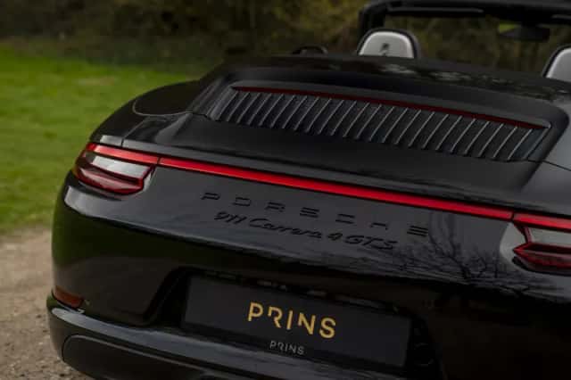 Porsche 911 (2019) thumbnail 21