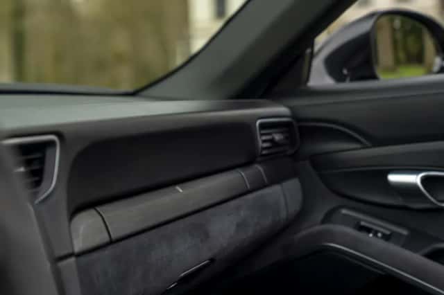 Porsche 911 (2019) thumbnail 34
