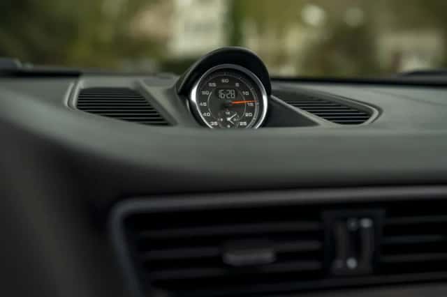 Porsche 911 (2019) thumbnail 37