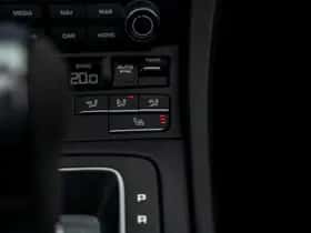 Porsche 911 (2019) thumbnail 42
