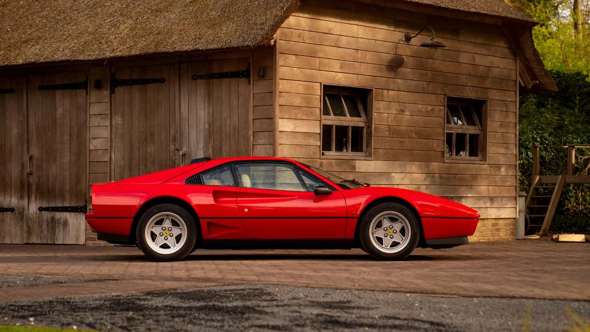 Ferrari 208 GTB Turbo (1986) — foto 1