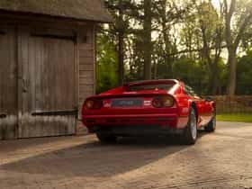 Ferrari 208 GTB Turbo (1986) thumbnail 24