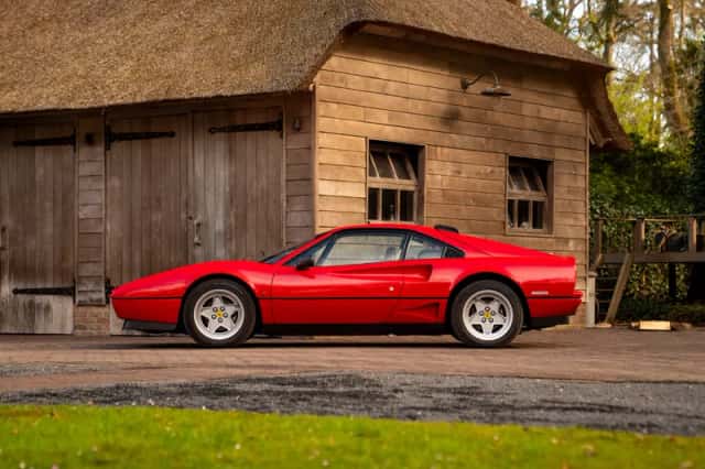 Ferrari 208 GTB Turbo (1986) thumbnail 4