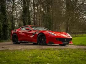 Ferrari F12 (2016) thumbnail 16