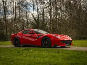 Ferrari F12 (2016) thumbnail 25