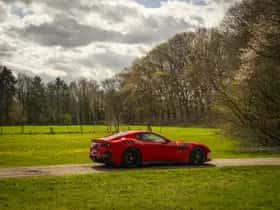 Ferrari F12 (2016) thumbnail 30