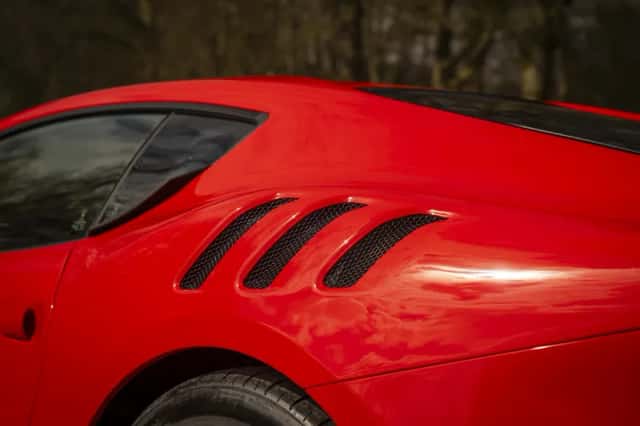Ferrari F12 (2016) thumbnail 31