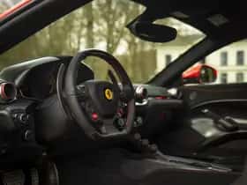 Ferrari F12 (2016) thumbnail 7