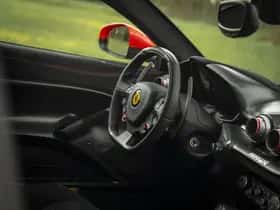 Ferrari F12 (2016) thumbnail 62