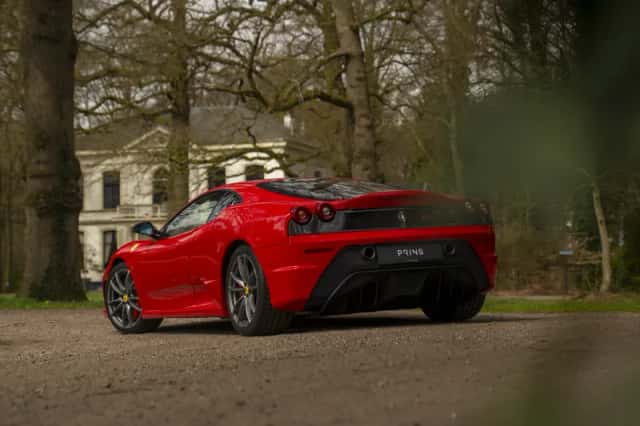 Ferrari F (2009) thumbnail 25