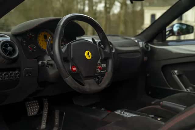 Ferrari F (2009) thumbnail 7