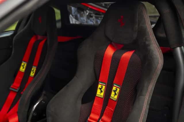Ferrari F (2009) thumbnail 10