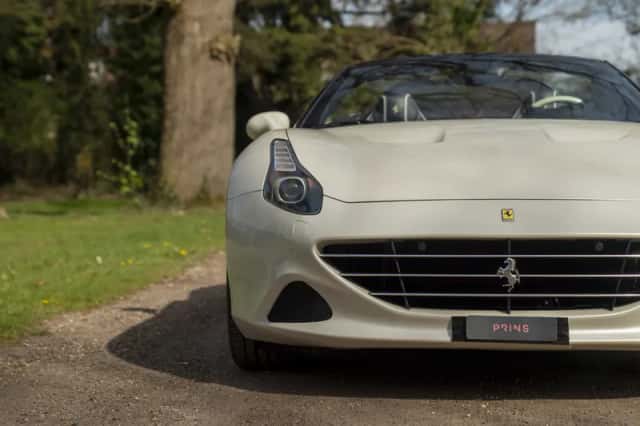 Ferrari California (2015) thumbnail 17