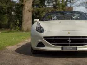 Ferrari California (2015) thumbnail 17