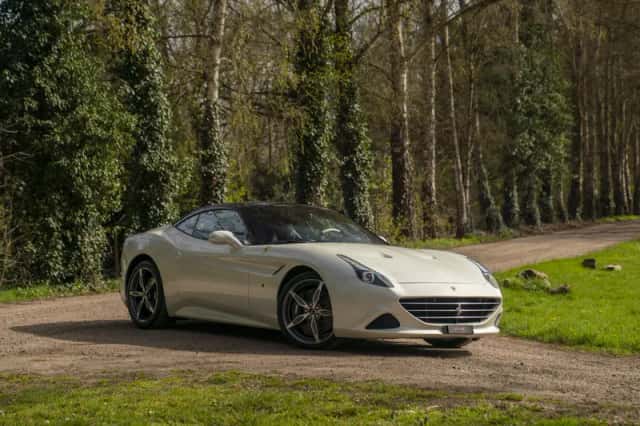 Ferrari California (2015) thumbnail 3