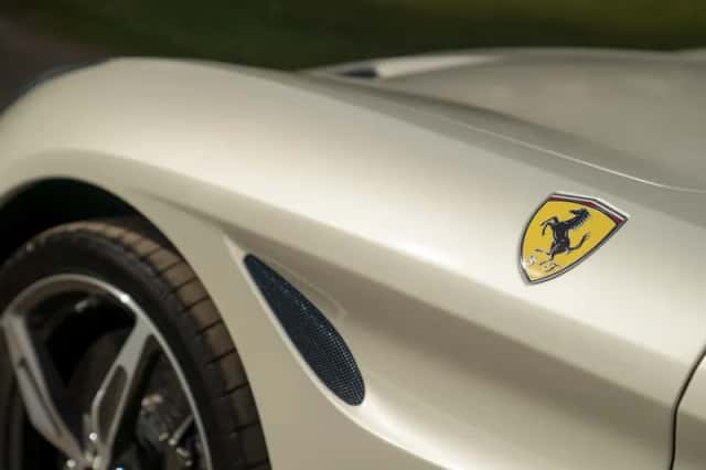 Ferrari California (2015) thumbnail 23