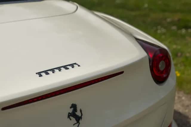 Ferrari California (2015) thumbnail 29