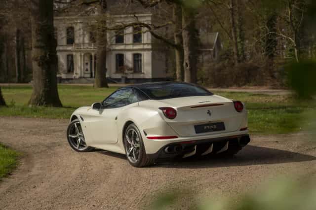 Ferrari California (2015) thumbnail 6