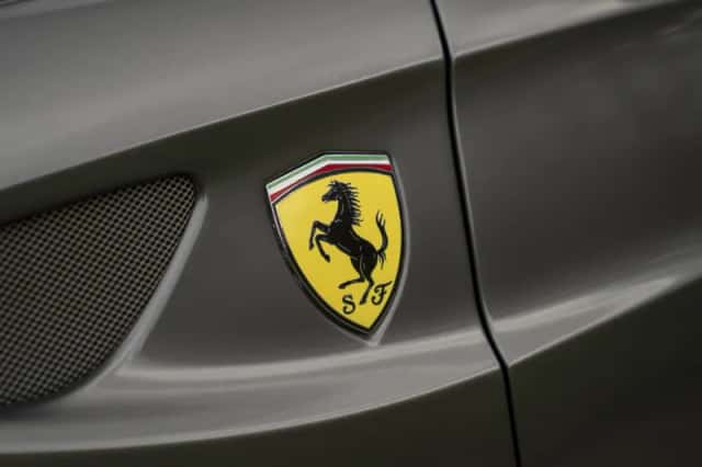 Ferrari FF (2013) thumbnail 18