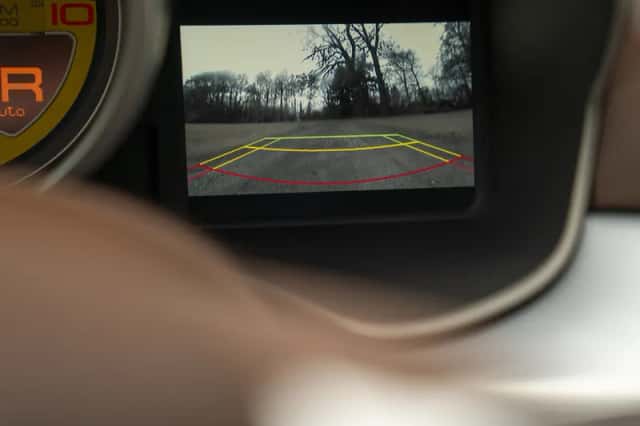Ferrari FF (2013) thumbnail 39