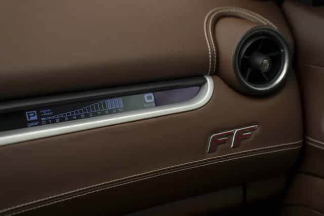 Ferrari FF (2013) thumbnail 47