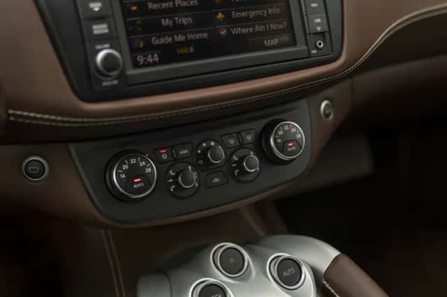 Ferrari FF (2013) thumbnail 49