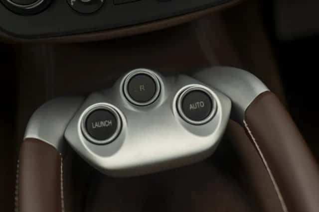 Ferrari FF (2013) thumbnail 51