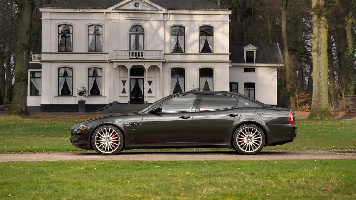 Maserati Quattroporte — foto 1