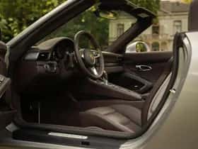 Porsche 911 thumbnail 7