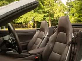 Porsche 911 thumbnail 8
