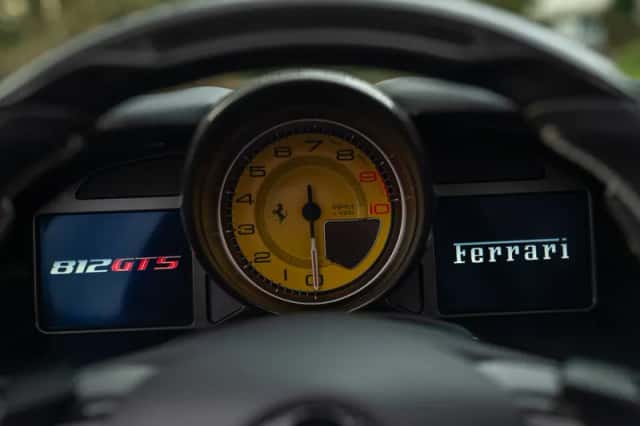 Ferrari 812 GTS (2021) thumbnail 11