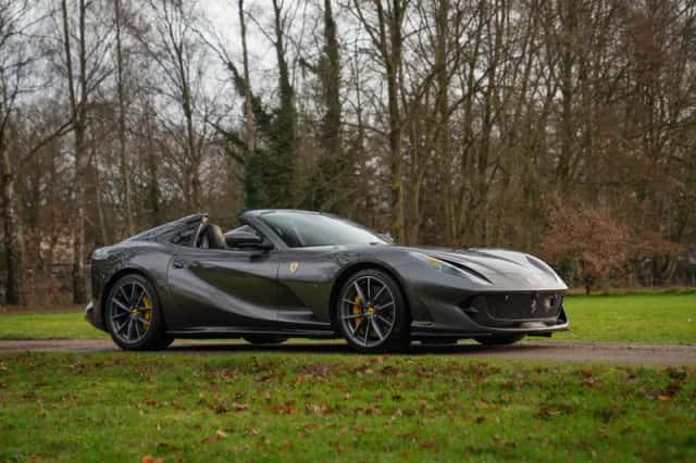 Ferrari 812 GTS (2021) thumbnail 3