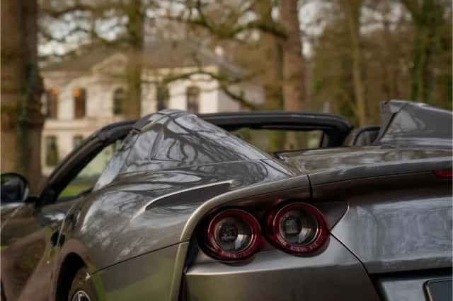 Ferrari 812 GTS (2021) thumbnail 33