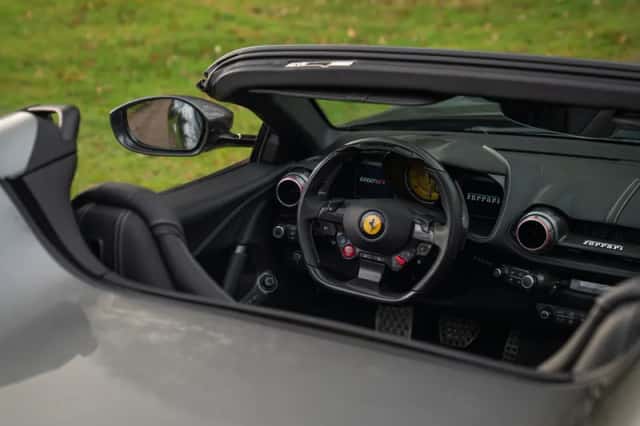 Ferrari 812 GTS (2021) thumbnail 36