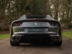 Ferrari 812 GTS (2021) thumbnail 5