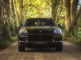 Porsche Cayenne (2019) thumbnail 2