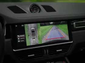 Porsche Cayenne (2019) thumbnail 12