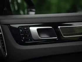Porsche Cayenne (2019) thumbnail 46