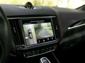 Maserati Levante (2021) thumbnail 12
