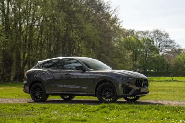 Maserati Levante (2021) thumbnail 3