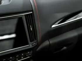 Maserati Levante (2021) thumbnail 41