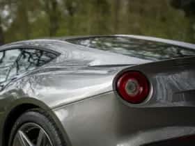 Ferrari F12 (2013) thumbnail 30