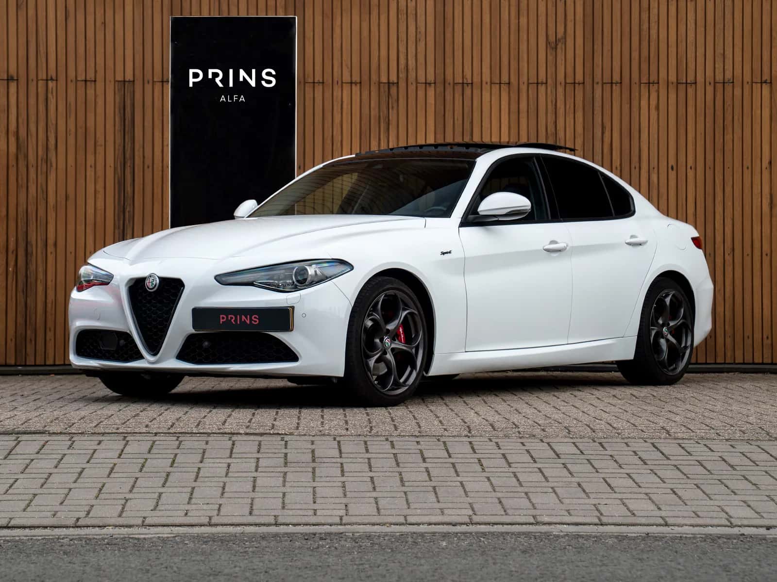 Alfa Romeo Giulia (2022) — foto 1